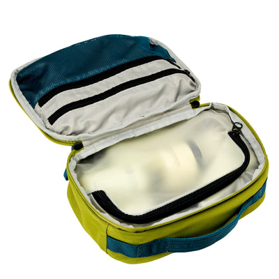 Gote Hanging Travel Pouch